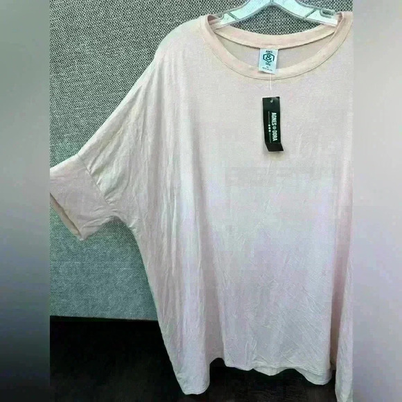 AGNES & DORA Top SWING
TUNIC Hi-Lo‎ Shirt Blush Pink 3/4
Sleeve Sz Large NWT - Picture 3 of 6
